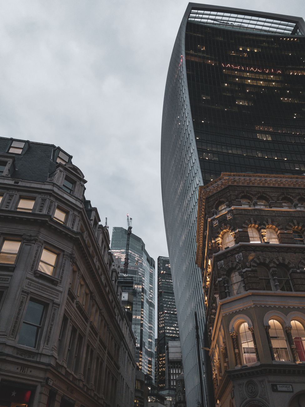 5 Local Etiquette Rules Every Visitor to London Should Know