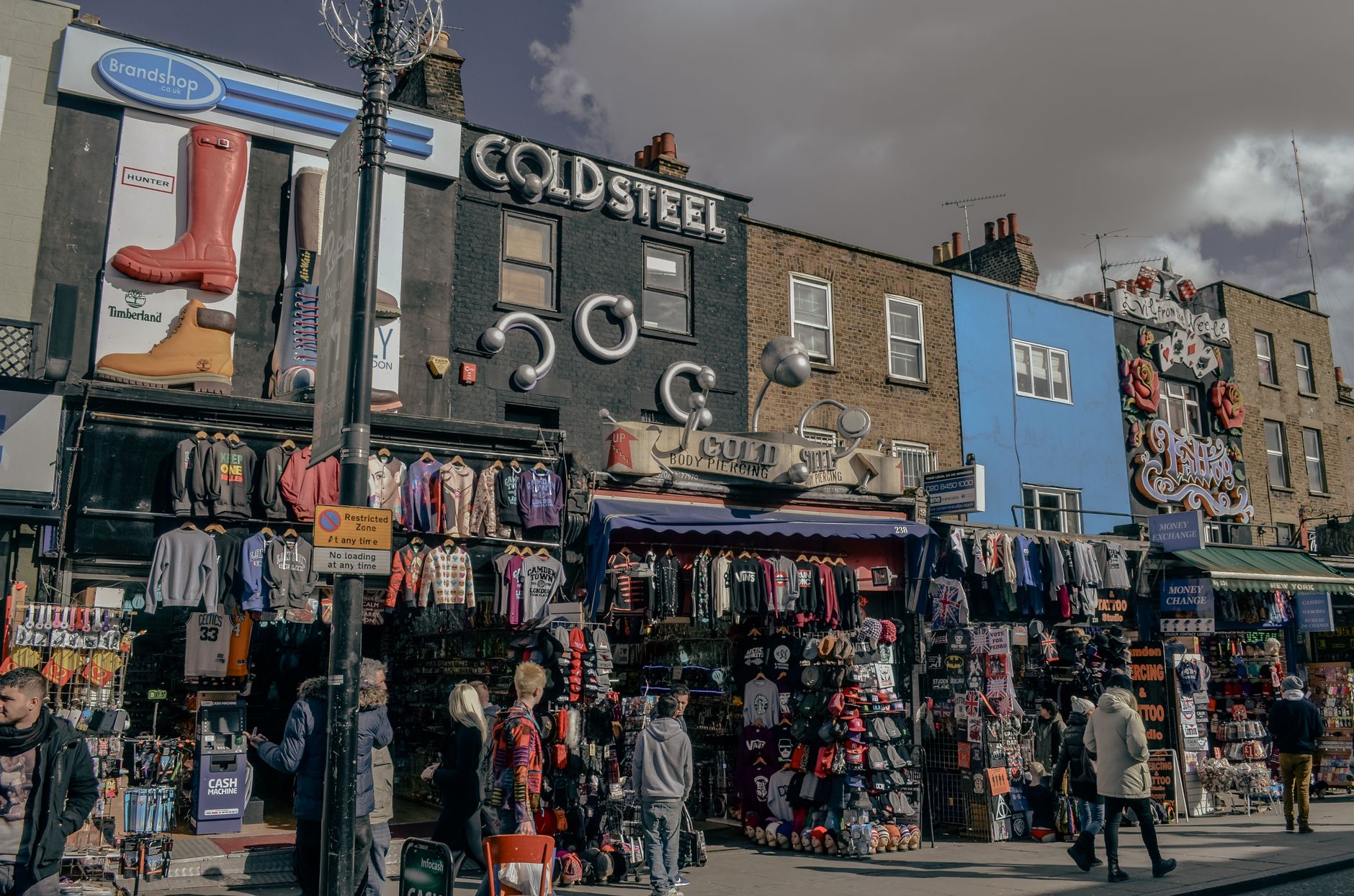 London Public Holidays 2026: What Closes and What to Expect